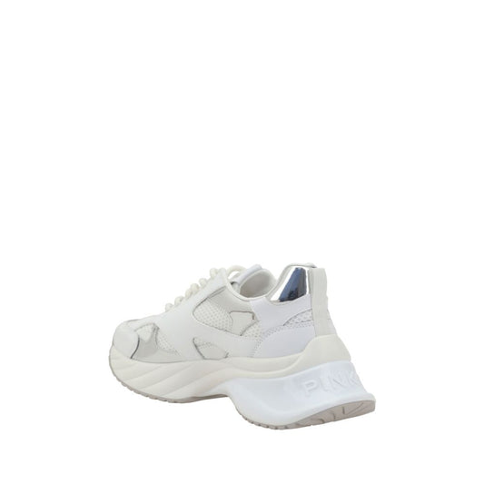 Leather Sneakers with Metallic Accents - Contemporary Athletic Footwear