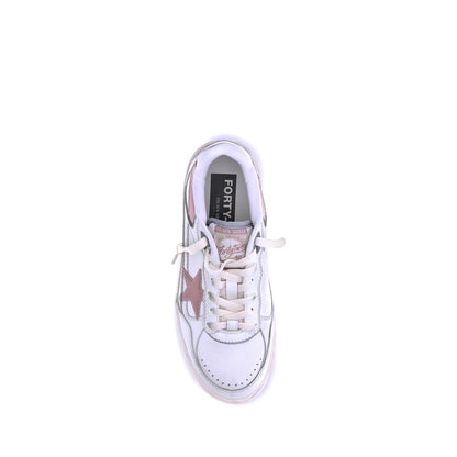 Chunky Low-Top Basketball-Inspired Sneakers with Vintage Details